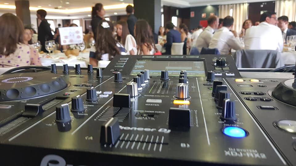bodas discomovil Dj Juan Mar5